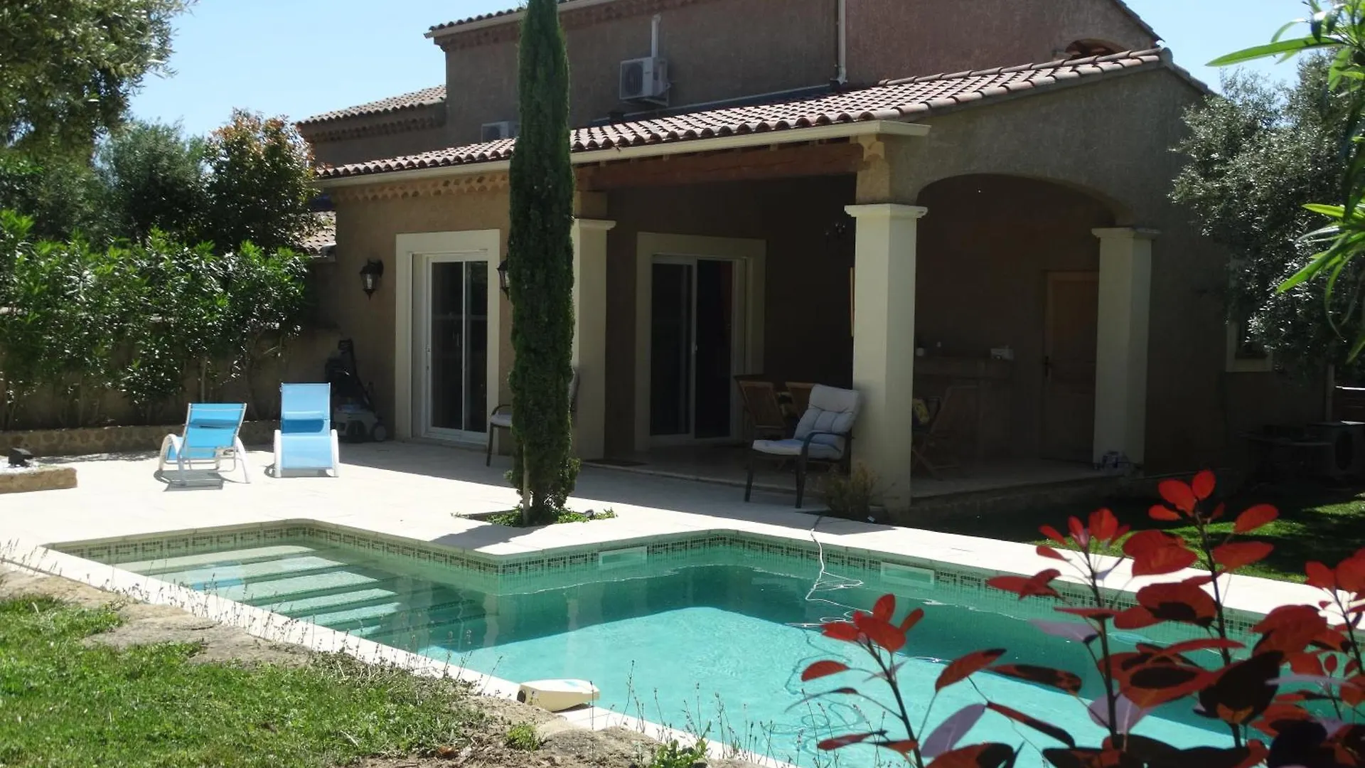 Gites En B&B Le Clos De La Cerise Châteauneuf-du-Pape 0*,  Frankreich